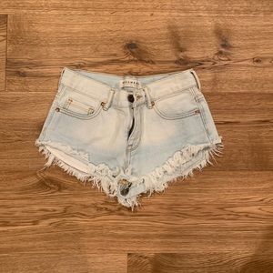 PacSun Light Wash Jean Shorts